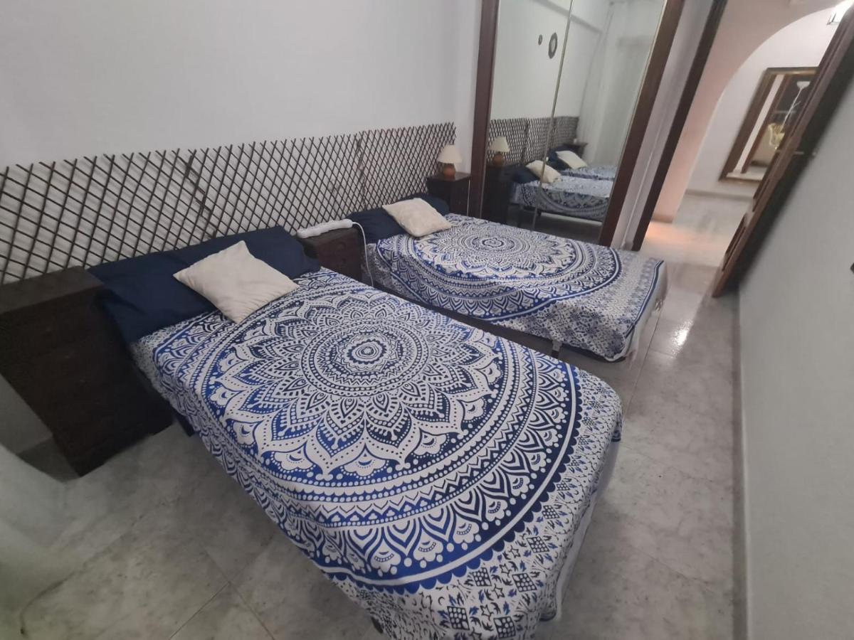 Apartamento Edificio Karola Benidorm Esterno foto